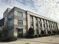 港閘區(qū)廠房出租，靠近南通理工學院，一棟3層，有電梯，單層面積