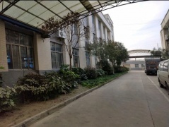 港閘區(qū)廠房出租，靠近南通理工學院，一棟3層，有電梯，單層面積