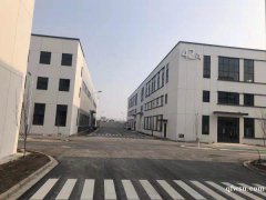 800-6000平米，全新帶牛腿廠房，手續齊全，高速口