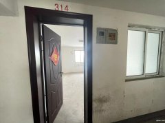 如東于港初中對面2500平方辦公、廠房出租