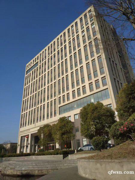 市北高新創想物流園,層高5米,100平起租,有客貨梯,辦公室 市北高新創想物流園,層高5米,100平起租,有客貨梯,辦公室