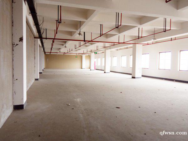 市北高新創想物流園,層高5米,100平起租,有客貨梯,辦公室 市北高新創想物流園,層高5米,100平起租,有客貨梯,辦公室