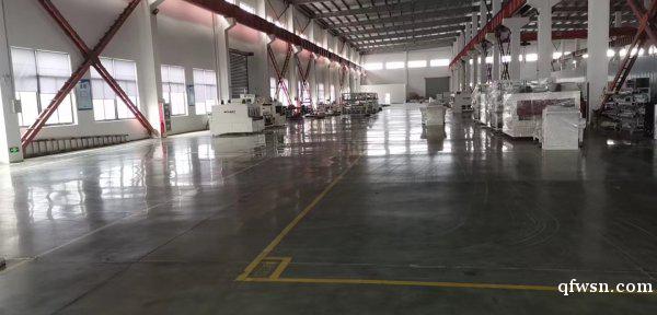 出租通州金沙2500平廠房!可分租帶行車!有意電聯! 出租通州金沙2500平廠房!可分租帶行車!有意電聯!