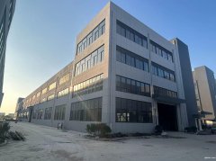 單層廠房出售，單價(jià)3700每平，獨(dú)門(mén)獨(dú)院送院子