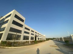 單層廠房出售，單價(jià)3700每平，獨(dú)門(mén)獨(dú)院送院子