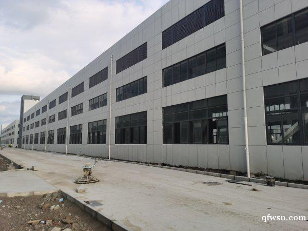 單層標準獨門獨院廠房出售 層高12米 可架行車 單層標準獨門獨院廠房出售 層高12米 可架行車